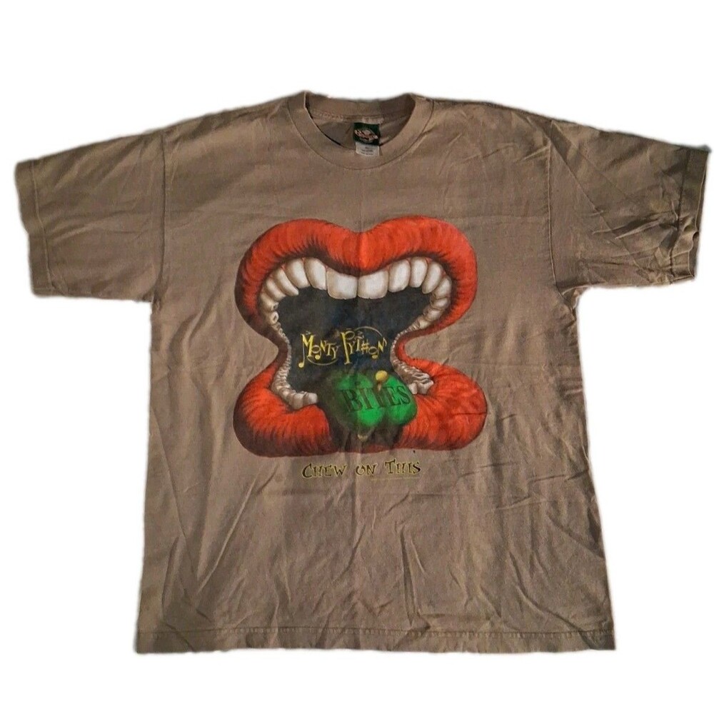 Eric Idle (Monty Python) signed T-Shirt size XL from the M.P. Bites Tour